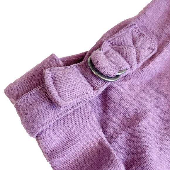 EUC Denver Hayes Everyday V-neck Tee w/ Buckle Detail in Lavender Size XS - Picture 4 of 4